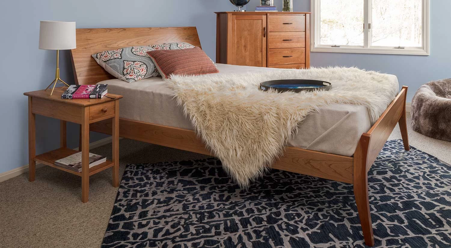 Monarch Bed 2 Monarch Bed - Image 2